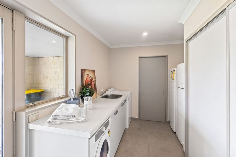 Photo of property in 20g Aberdeen Road, Prebbleton, 7604