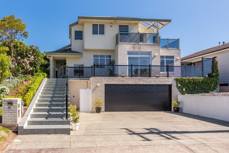 Photo of property in 47 Golf Road, Paraparaumu Beach, Paraparaumu, 5032