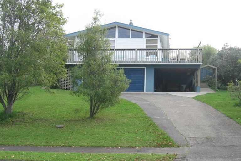 Photo of property in 7 Blue Gum Rise, Sunnyhills, Auckland, 2010