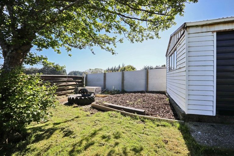 Photo of property in 30 Enniskillen Street, Clifton, Invercargill, 9812