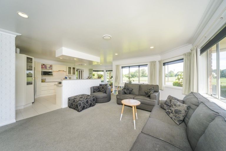 Photo of property in 15 Flemington Lane, Awapuni, Palmerston North, 4412