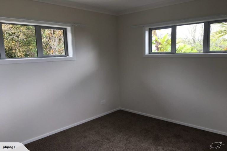 Photo of property in 21 Highland Avenue, Titirangi, Auckland, 0604