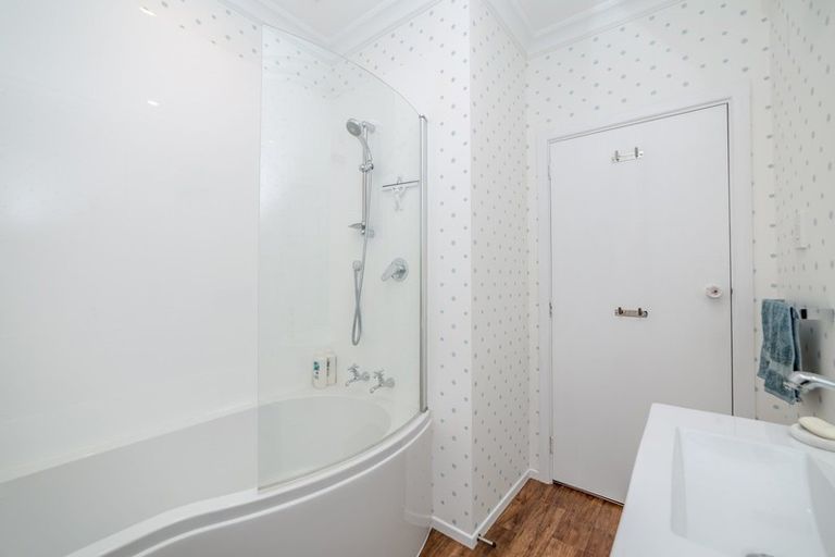 Photo of property in 105 Pownall Street, Masterton, 5810