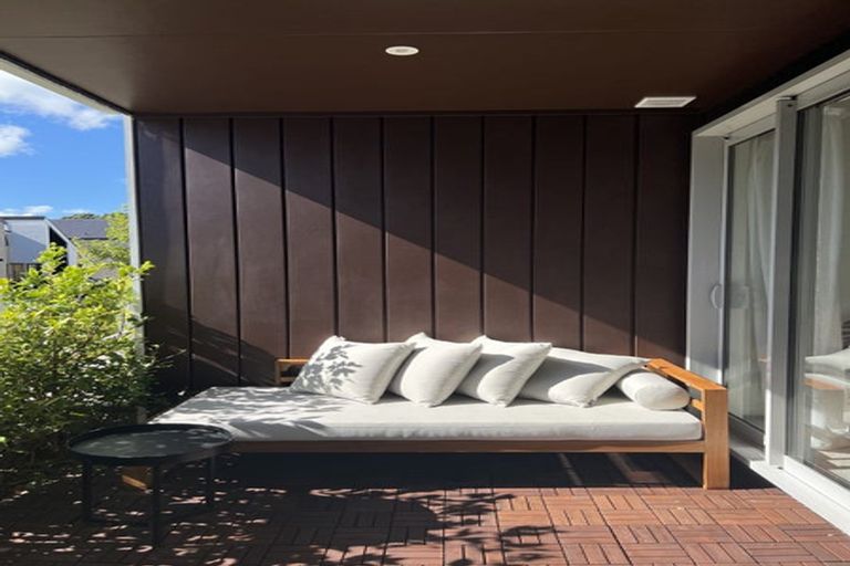 Photo of property in 2/2 Warrant Officer Lane, Hobsonville, Auckland, 0616