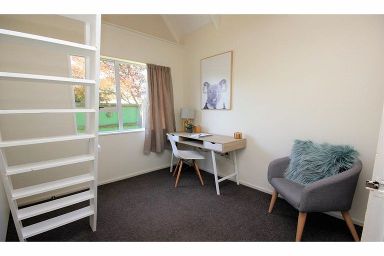 Photo of property in 1 Bell Street, Rangiora, 7400