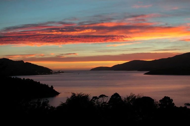 Photo of property in 1 Lighthouse Lane, Governors Bay, Lyttelton, 8971