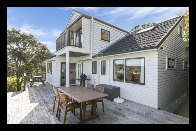 Photo of property in 4 Clive Road, Khandallah, Wellington, 6035