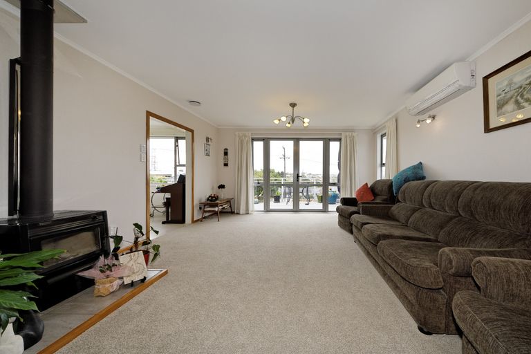 Photo of property in 53 Ellis Avenue, Mount Roskill, Auckland, 1041