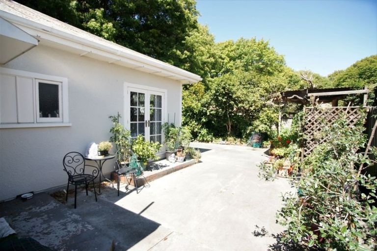 Photo of property in 8 Massey Crescent, St Albans, Christchurch, 8014