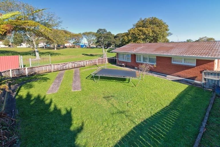 Photo of property in 3/54 Great South Road, Manurewa, Auckland, 2102