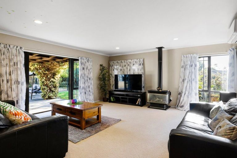 Photo of property in 23 Cate Road, Rototuna, Hamilton, 3210