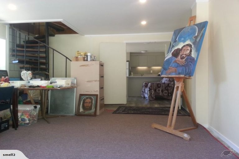 Photo of property in 1 Logan Road, Paeroa, 3600