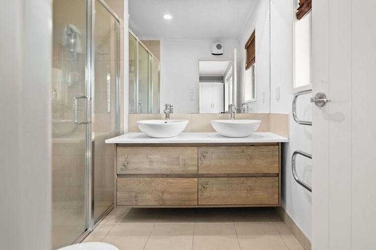 Photo of property in 6 Cleeve Close, Huntington, Hamilton, 3210