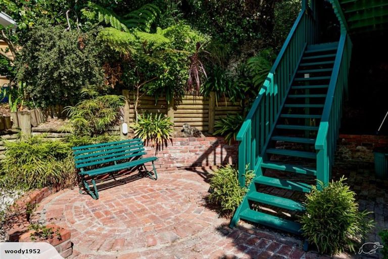 Photo of property in 55 Rona Street, Eastbourne, Lower Hutt, 5013