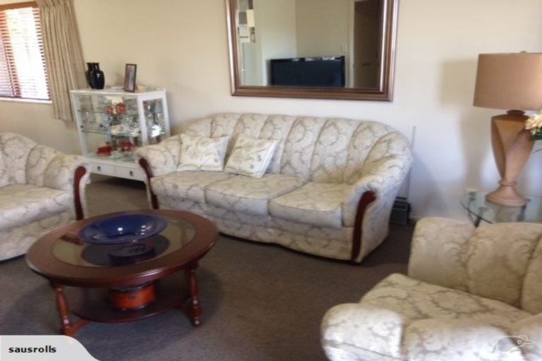 Photo of property in 2/197 Royal Road, Massey, Auckland, 0614