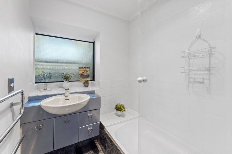 Photo of property in 71 Campbell Avenue, Paraparaumu, 5032