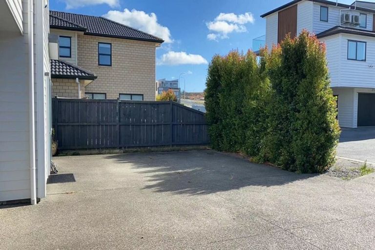 Photo of property in 4 Rohi Place, Flat Bush, Auckland, 2019