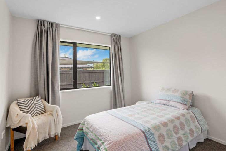 Photo of property in 17 Owen Drive, Darfield, 7510