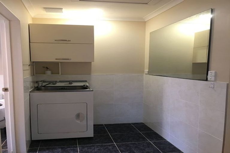 Photo of property in 22 Lynden Avenue, Hillcrest, Auckland, 0627