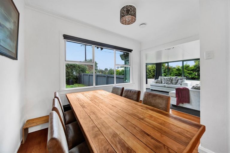 Photo of property in 87 Paynters Avenue, Strandon, New Plymouth, 4312