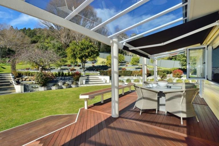 Photo of property in 43 Seddon Crescent, Whataupoko, Gisborne, 4010