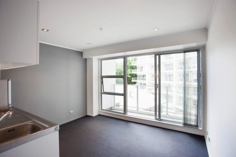 Photo of property in The Volt Apartments, 121/430 Queen Street, Auckland Central, Auckland, 1010