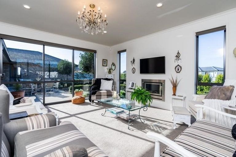 Photo of property in 8 Glen Wallace Road, Waipu, 0510