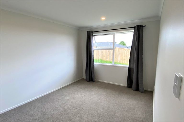 Photo of property in 57 Mclarin Road, Glenbrook, 2681