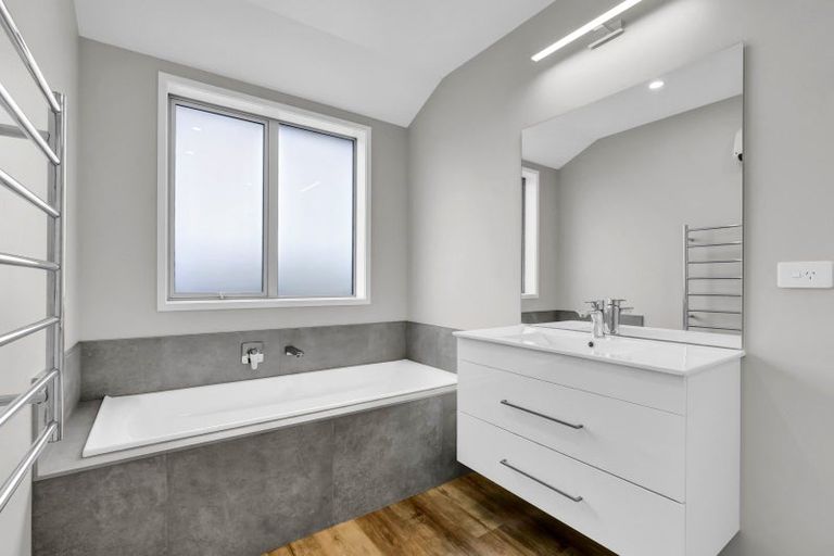 Photo of property in 9 Midsummer Avenue, Stratford, 4332