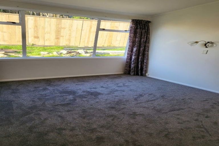 Photo of property in 21 Tarawera Road, Johnsonville, Wellington, 6037