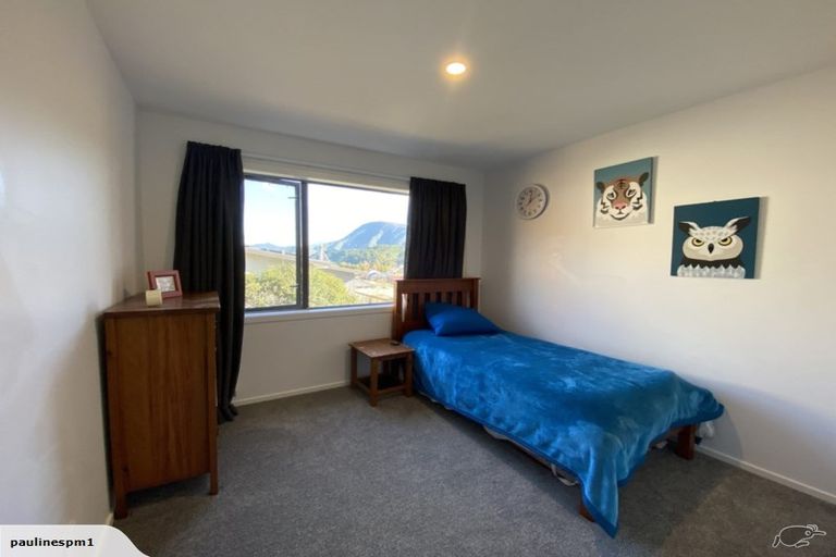 Photo of property in 11 Bell Bird Rise, Picton, 7220