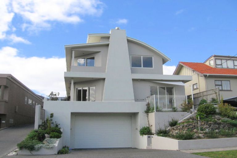 Photo of property in 29 Pitau Road, Mount Maunganui, 3116