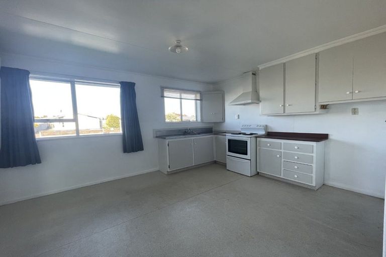 Photo of property in 41 Paisley Street, Kew, Invercargill, 9812