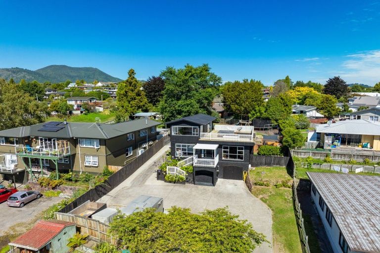 Photo of property in 75 Gillies Avenue, Taupo, 3330