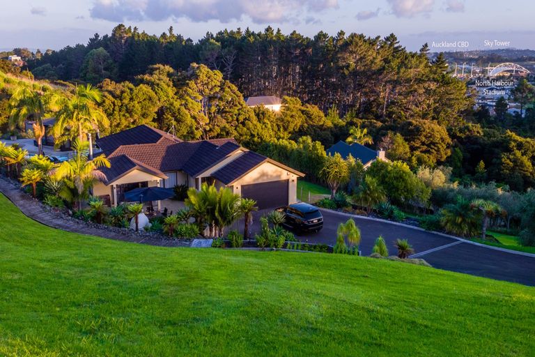 Photo of property in 211 Gills Road, Albany Heights, Auckland, 0632