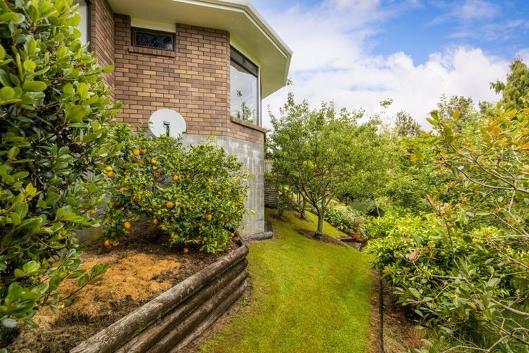 Photo of property in 10c Kinross Drive, Merrilands, New Plymouth, 4312