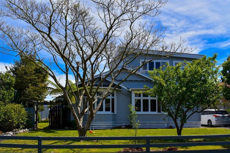 Photo of property in 94 Romilly Street, Westport, 7825