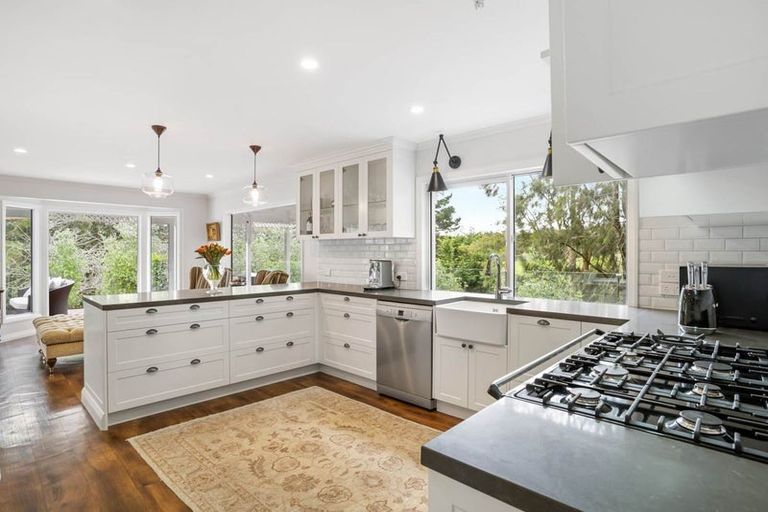 Photo of property in 81b Pukekohe East Road, Pukekohe, 2677