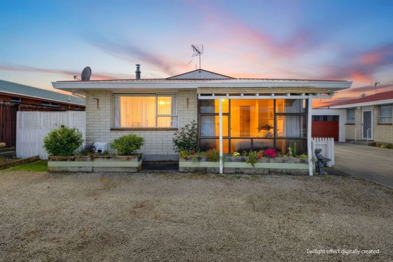 Photo of property in 84 Broadway, Stratford, 4332