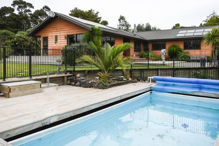 Photo of property in 41 Cory Road, Kaukapakapa, 0873