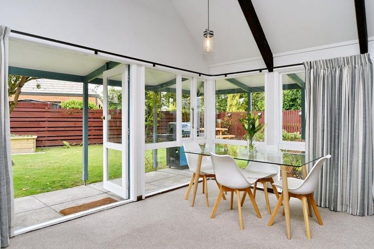 Photo of property in 2/4 Egmont Place, Bishopdale, Christchurch, 8051