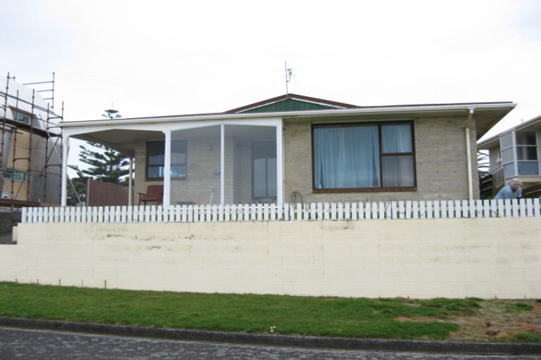 Photo of property in 19 Tiromoana Crescent, Bell Block, New Plymouth, 4312