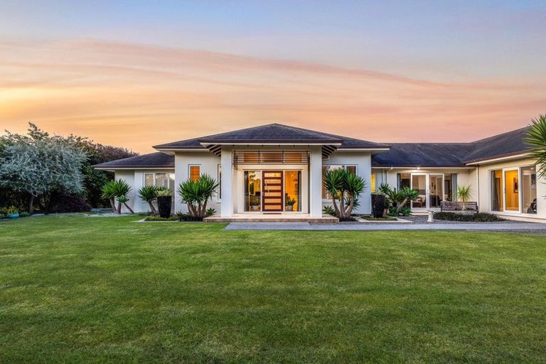 Photo of property in 28 Saint Laurent Way, Ohau, Levin, 5570