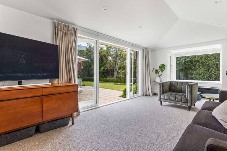 Photo of property in 40 Weka Street, Fendalton, Christchurch, 8041