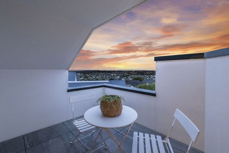 Photo of property in 31 Bengal Drive, Cashmere, Christchurch, 8022