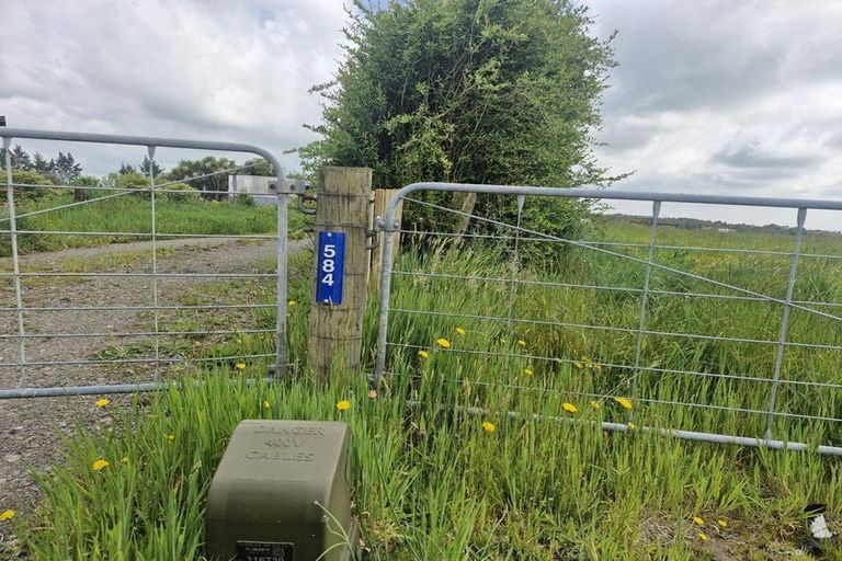 Photo of property in 584 York Road, Midhirst, Stratford, 4394