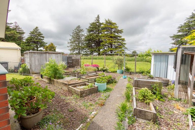 Photo of property in 3 Rawhiti Street, Dannevirke, 4930