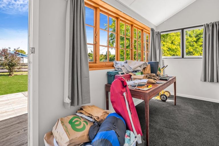 Photo of property in 4a Shanly Street, Waipawa, 4210