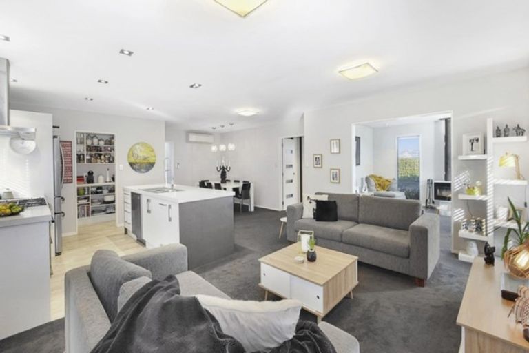 Photo of property in 48 Preston Avenue, West Melton, 7618