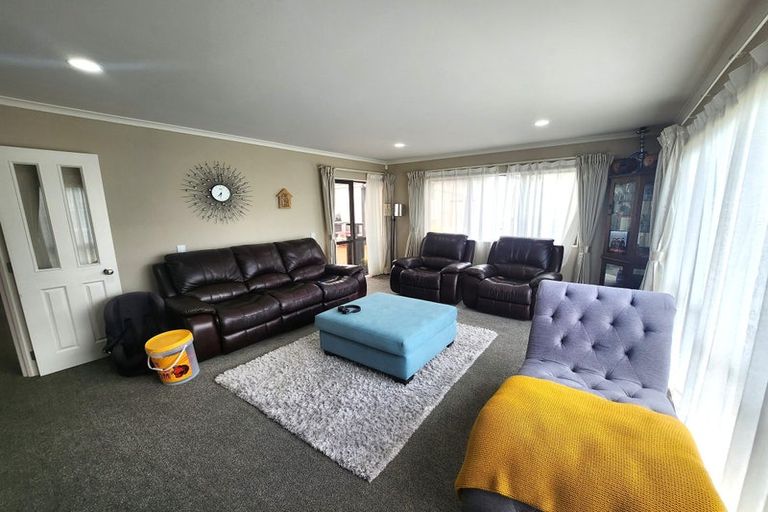 Photo of property in 3 Beros Place, Flat Bush, Auckland, 2016